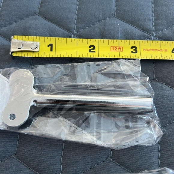 Lot of 3 Metal Tube Squeezer Roller Key NEW - Picture 4 of 4
